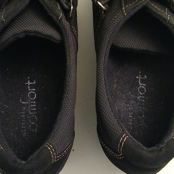 STRICTLY COMFORT SUEDE LEATHER UPPER, RUBBER SOLE, WALKING ATHLETIC SHOE - Picture 6 of 11